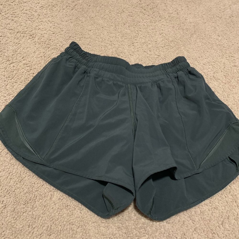 Lululemon Hotty hot hot shorts green